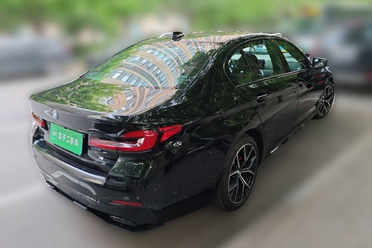 Used BMW 5 Series 2022 Second Facelift 530Li Luxury Version M Sport Package Exterior 5