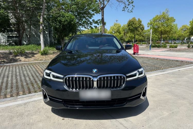 Used BMW 5 Series 2022 Second Facelift 525Li Luxury Package Exterior 5