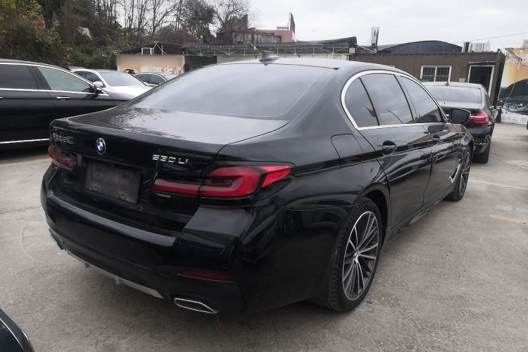 Used BMW 5 Series 2022 Restyled 530Li Leading Edition M Sport Package Exterior 5