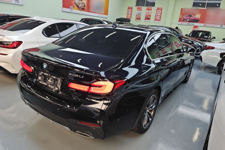 Used BMW 5 Series 2022 Restyled 525Li M Sport Package Exterior 5