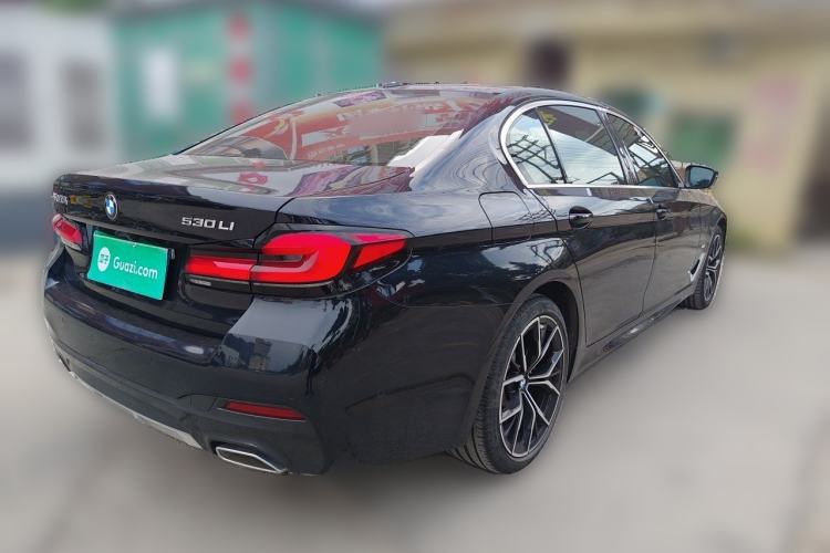 Used BMW 5 Series 2022 Second Facelift 530Li Luxury Version M Sport Package Exterior 5