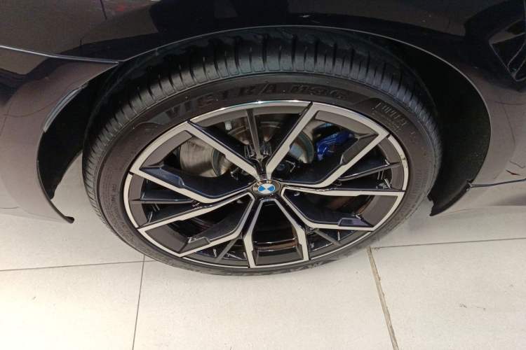 Used BMW 5 Series 2022 Second Facelift 530i M Sport Package Exterior 5
