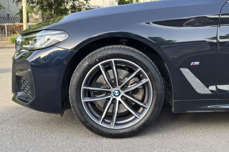 Used BMW 5 Series 2022 Restyled 525Li M Sport Package Exterior 6