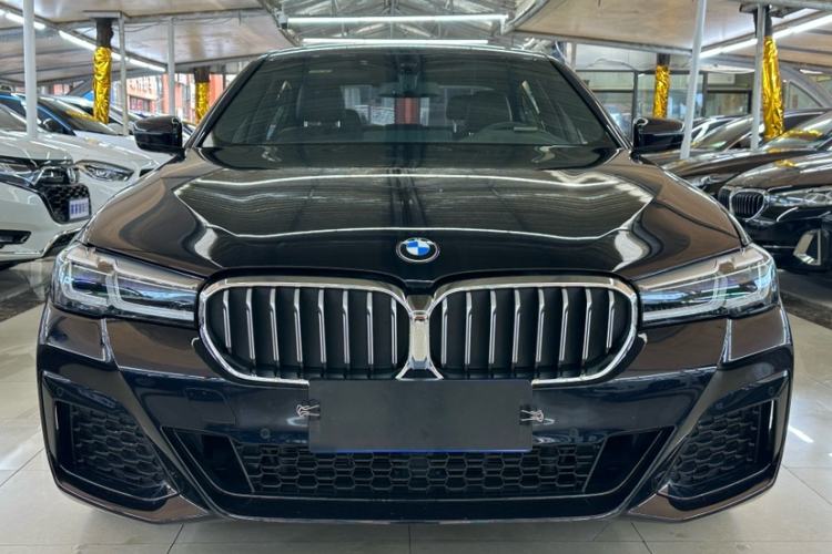 Used BMW 5 Series 2022 Restyled 530Li Leading Edition M Sport Package Exterior 6