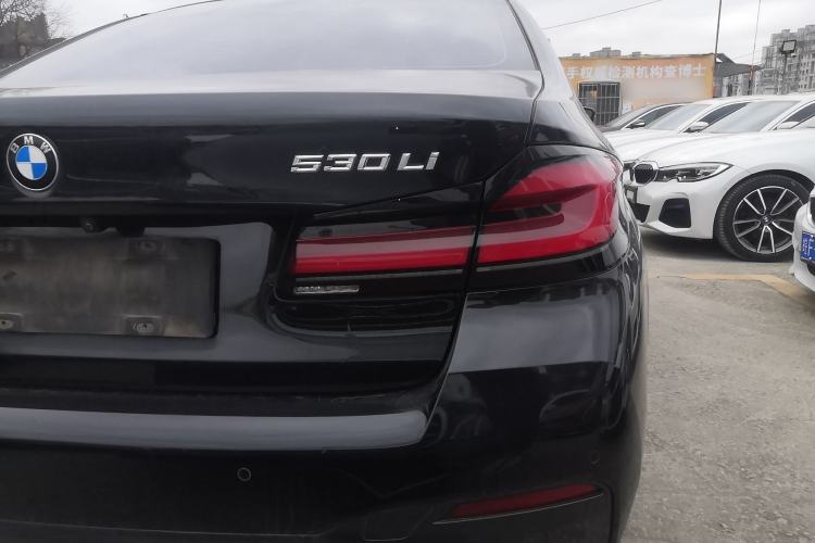 Used BMW 5 Series 2022 Restyled 530Li Leading Edition M Sport Package Exterior 6