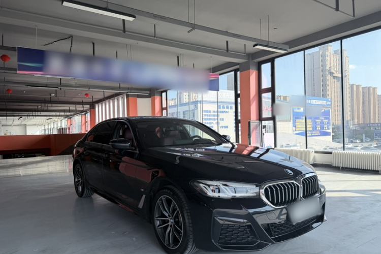 Used BMW 5 Series 2022 Second Facelift 525Li M Sport Package Exterior 6
