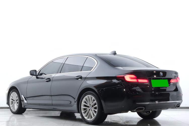 Used BMW 5 Series 2022 Second Facelift 525Li Luxury Package Exterior 6
