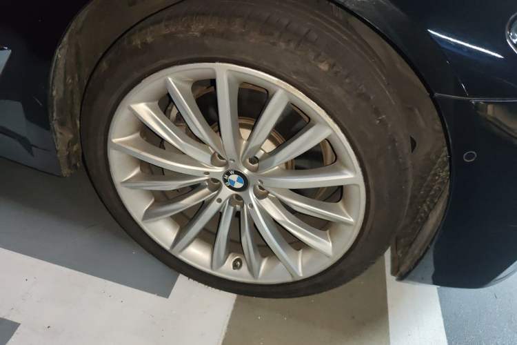 Used BMW 5 Series 2022 Updated 530Li Luxury Edition Premium Package Exterior 7