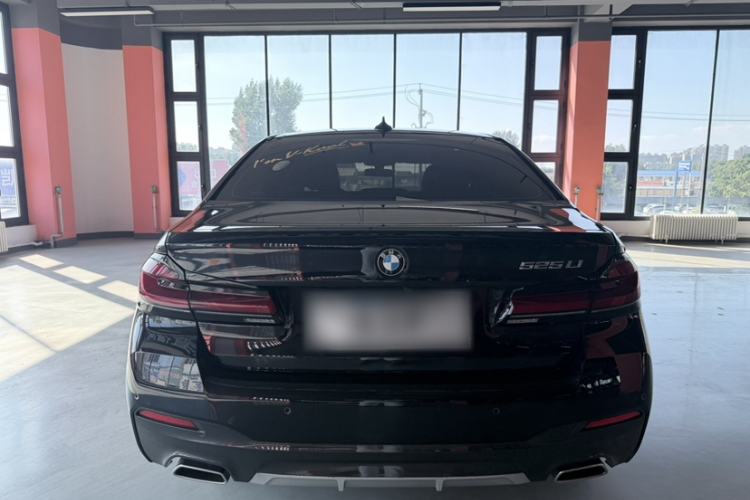 Used BMW 5 Series 2022 Second Facelift 525Li M Sport Package Exterior 7