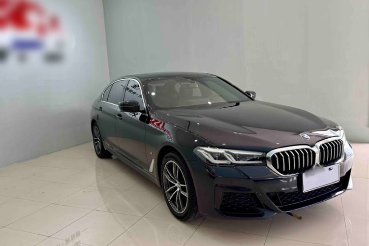 Used BMW 5 Series 2022 Second Facelift 525Li M Sport Package Exterior 9