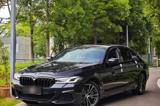 BMW 5 Series 2022 530Li Leading Model M Sport Package usado