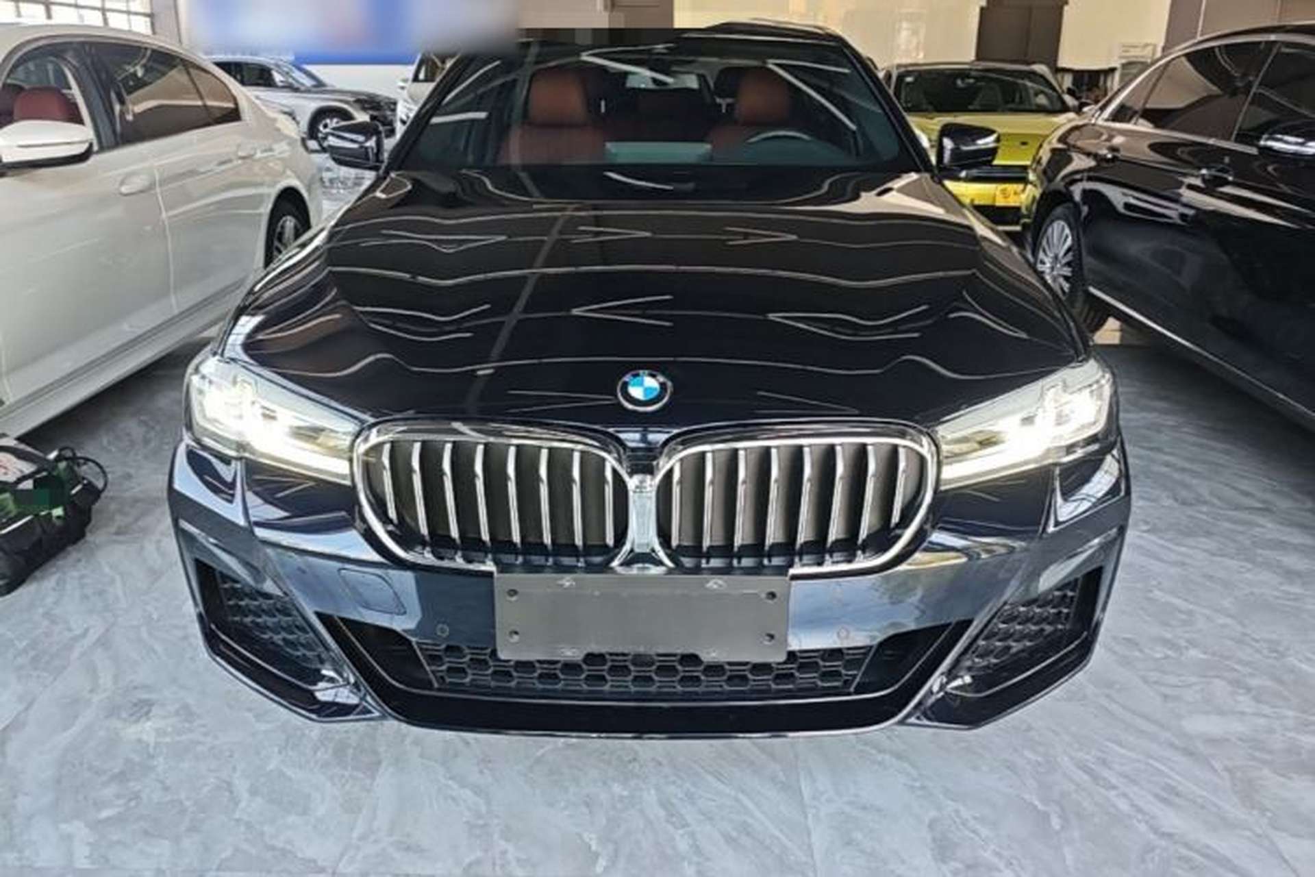 Used BMW 5 Series 2022 Second Facelift 525Li M Sport Package Front
