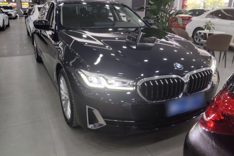 Used BMW 5 Series 2022 Restyled 525Li Luxury Package Front