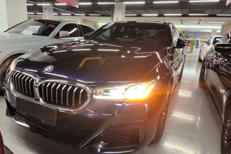 Used BMW 5 Series 2022 Second Facelift 525i M Sport Package Front