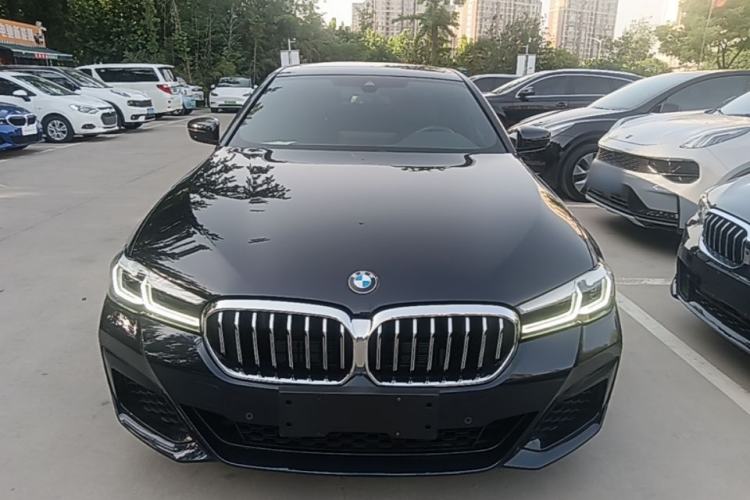 Used BMW 5 Series 2022 Second Facelift 525i M Sport Package Front