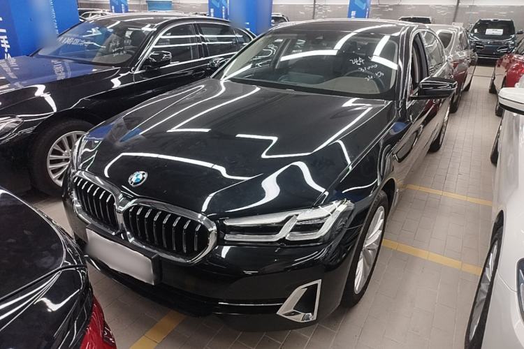 Used BMW 5 Series 2022 Second Facelift 525Li Luxury Package Front