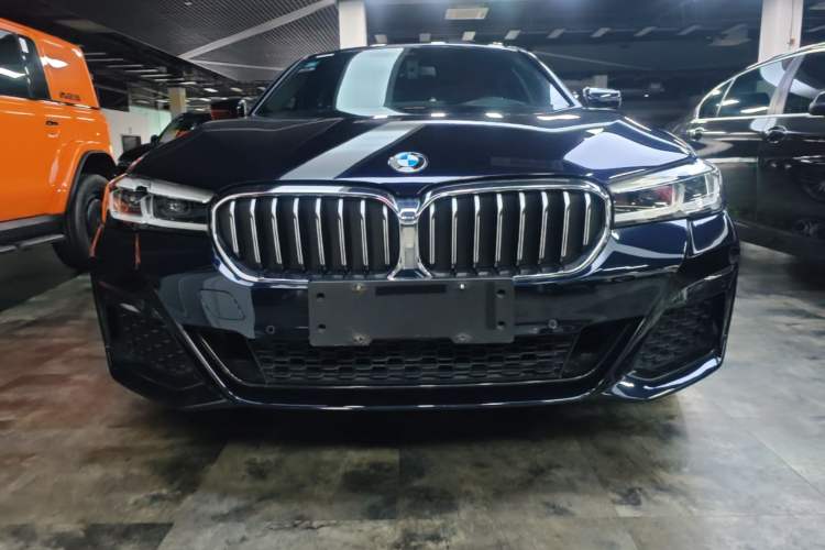Used BMW 5 Series 2022 Second Facelift 525Li M Sport Package Front