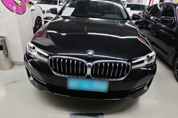 Used BMW 5 Series 2022 Second Facelift 525Li Luxury Package Front