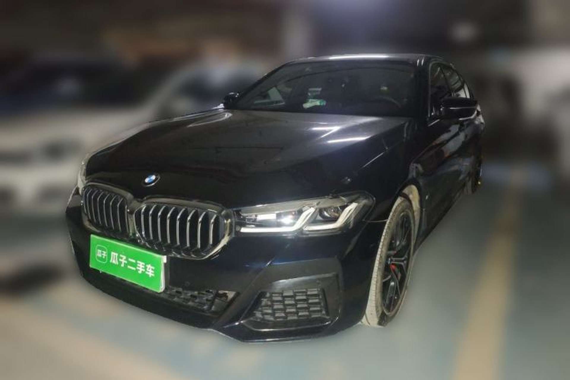 Used BMW 5 Series 2022 Second Facelift 530Li Luxury Version M Sport Package Front Left 45 Deg