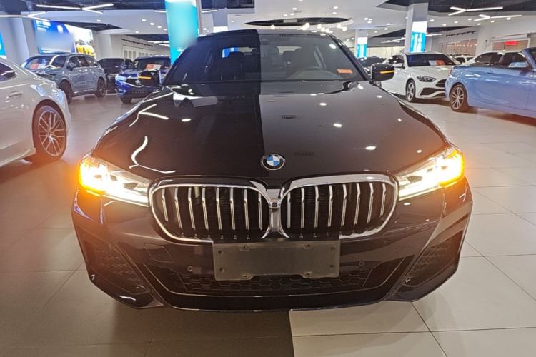 Used BMW 5 Series 2022 Restyled 525Li M Sport Package Front