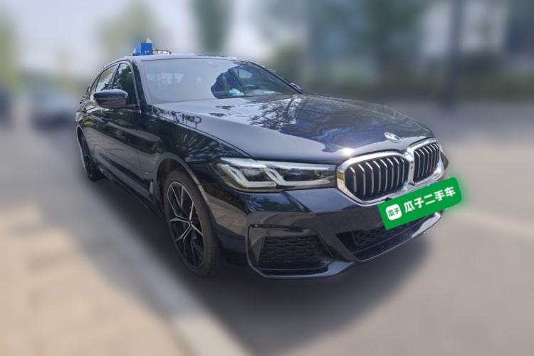 Used BMW 5 Series 2022 Second Facelift 530Li Luxury Version M Sport Package Front Right 45 Deg
