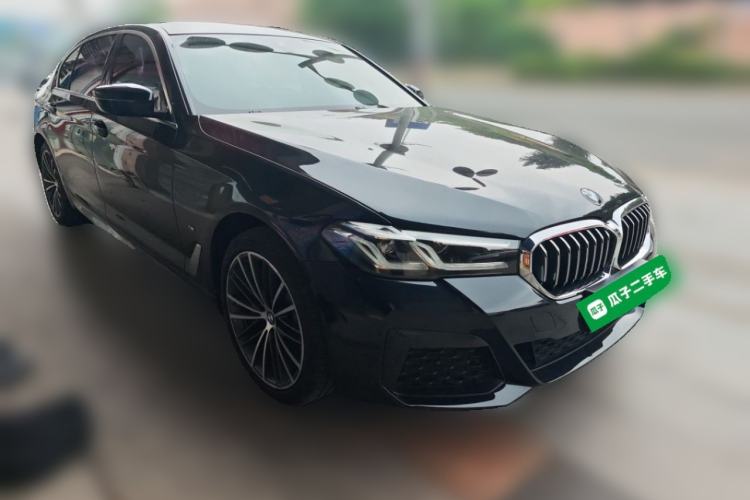Used BMW 5 Series 2022 Restyled 530Li Leading Edition M Sport Package Front Right 45 Deg