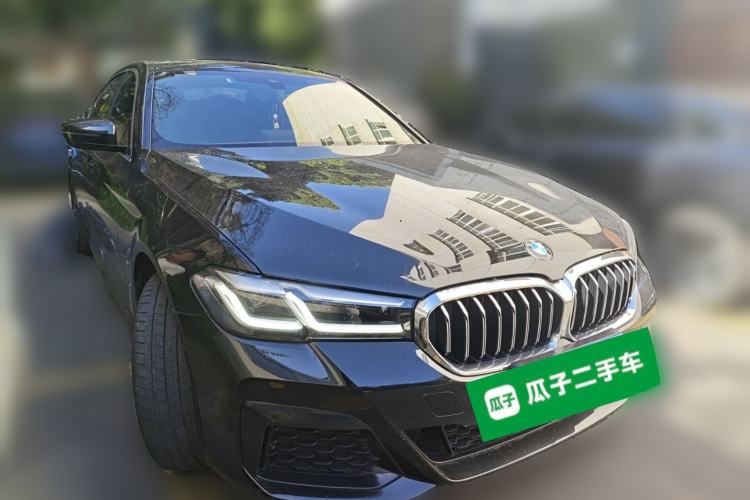 Used BMW 5 Series 2022 Restyled 525Li M Sport Package Front Right 45 Deg