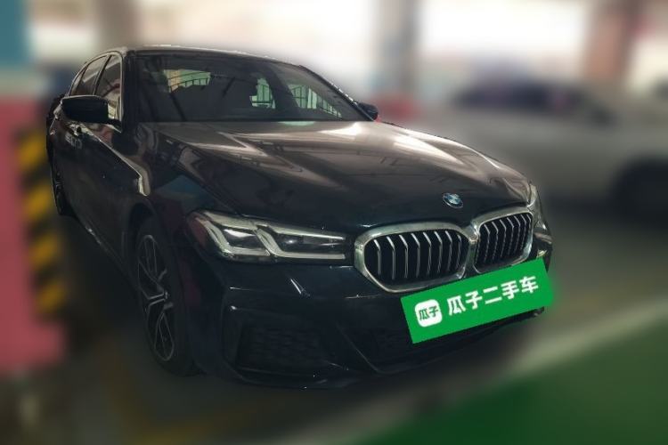 Used BMW 5 Series 2022 Revised Version 3 530Li Luxury Edition M Sport Package Front Right 45 Deg