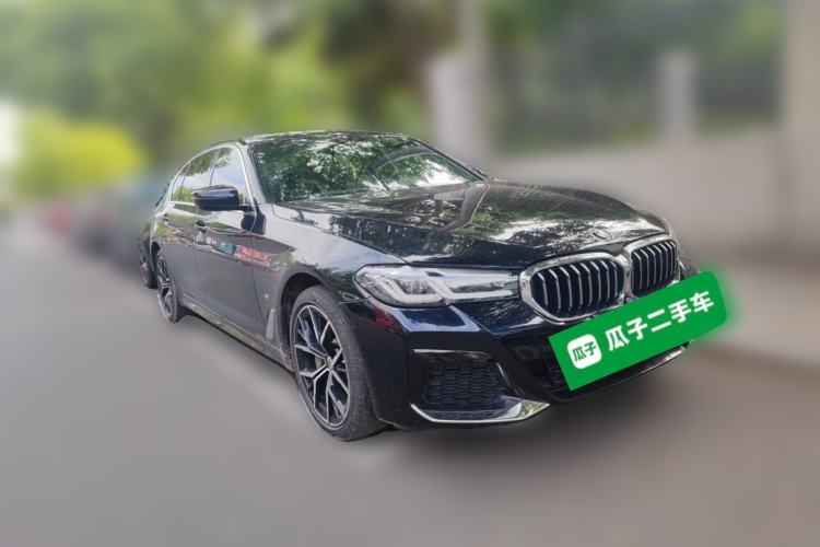 Used BMW 5 Series 2022 Revised Version 3 530Li Luxury Edition M Sport Package Front Right 45 Deg