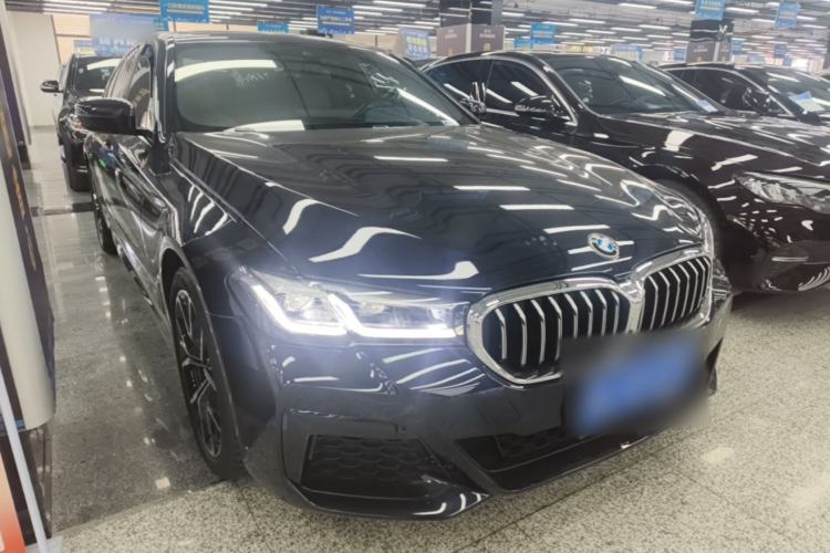Used BMW 5 Series 2022 Second Facelift 530i M Sport Package Front Right 45 Deg