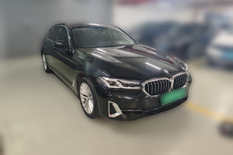 Used BMW 5 Series 2022 Restyled 525Li Luxury Package Front Right 45 Deg