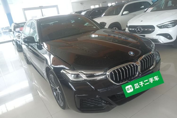 Used BMW 5 Series 2022 Second Facelift 530Li Leading Edition M Sport Package Front Right 45 Deg