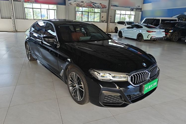 Used BMW 5 Series 2022 Restyled 530Li Leading Edition M Sport Package Front Right 45 Deg