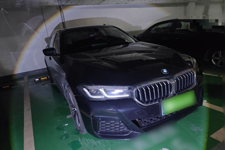 Used BMW 5 Series 2022 Restyled 530Li Leading Edition M Sport Package Front Right 45 Deg
