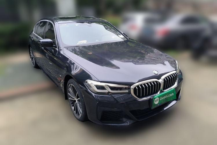 Used BMW 5 Series 2022 Second Facelift 530Li Leading Edition Luxury Package Front Right 45 Deg