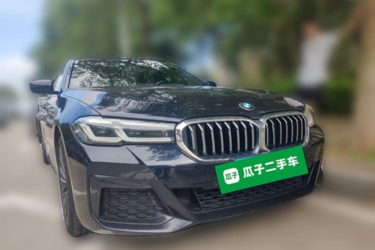 Used BMW 5 Series 2022 Second Facelift 530Li Leading Edition M Sport Package Front Right 45 Deg