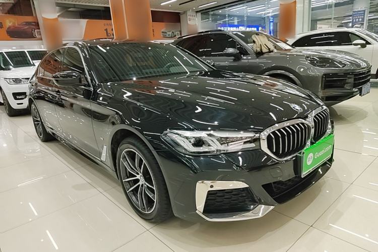Used BMW 5 Series 2022 Restyled 525Li M Sport Package Front Right 45 Deg