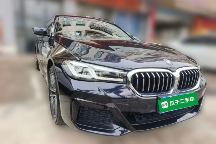 Used BMW 5 Series 2022 Second Facelift 525Li M Sport Package Front Right 45 Deg