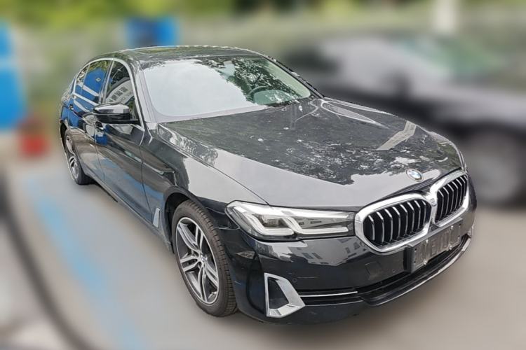Used BMW 5 Series 2022 Updated 530Li Leading Edition Luxury Package Front Right 45 Deg