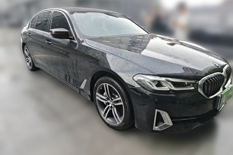 Used BMW 5 Series 2022 Updated 530Li Leading Edition Luxury Package Front Right 45 Deg