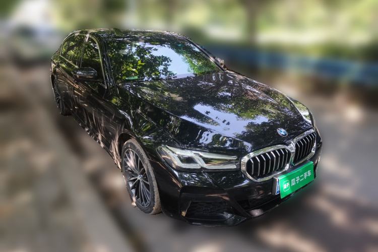 Used BMW 5 Series 2022 Restyled 530Li Leading Edition M Sport Package Front Right 45 Deg