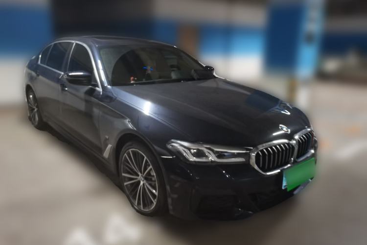 Used BMW 5 Series 2022 Restyled 530Li Leading Edition M Sport Package Front Right 45 Deg