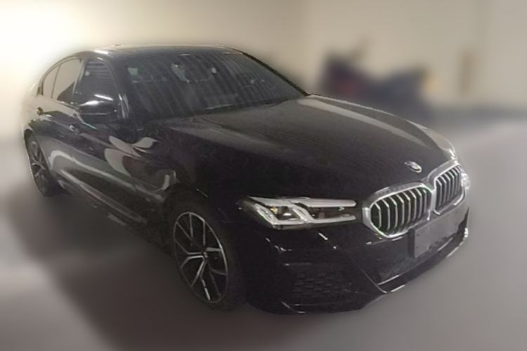Used BMW 5 Series 2022 Second Facelift 530i M Sport Package Front Right 45 Deg