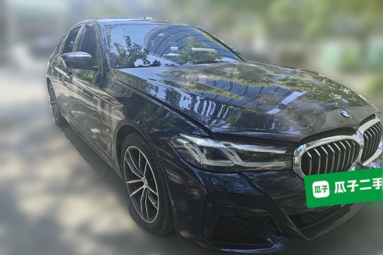Used BMW 5 Series 2022 525i M Sport Package Front Right 45 Deg