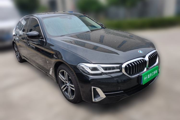 Used BMW 5 Series 2022 Updated 530Li Leading Edition Luxury Package Front Right 45 Deg