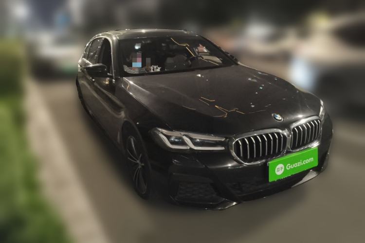 Used BMW 5 Series 2022 Second Facelift 530Li Luxury Version M Sport Package Front Right 45 Deg