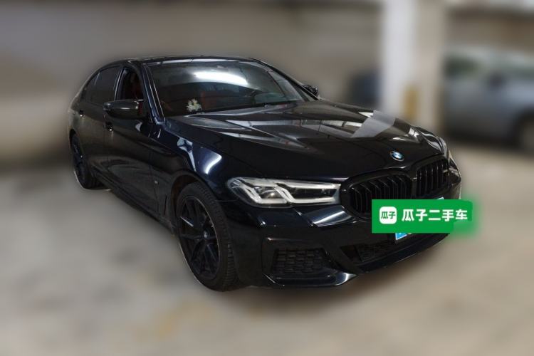 Used BMW 5 Series 2022 525Li M Sport Package Front Right 45 Deg