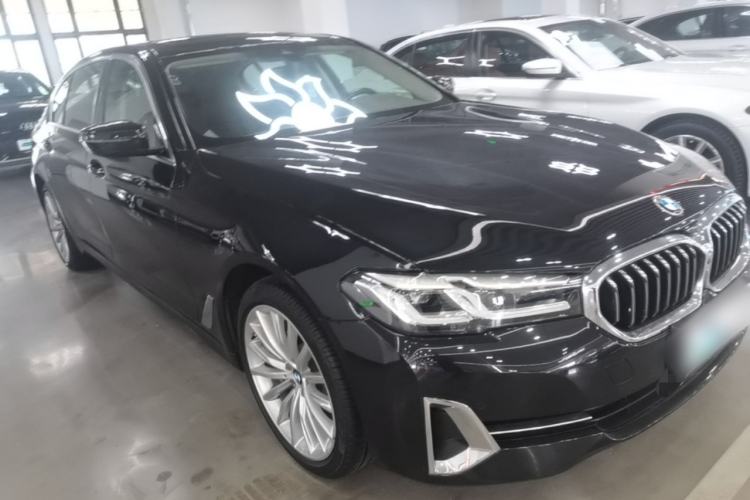 Used BMW 5 Series 2022 Revised Version 3 530Li Luxury Edition Premium Package Front Right 45 Deg