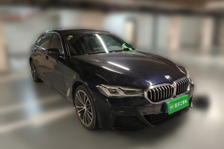 Used BMW 5 Series 2022 Restyled 530Li Leading Edition M Sport Package Front Right 45 Deg