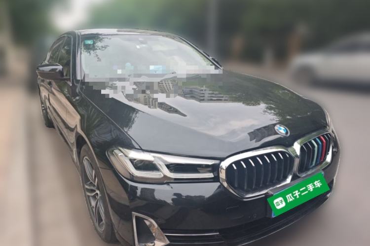 Used BMW 5 Series 2022 Updated 530Li Leading Edition Luxury Package Front Right 45 Deg